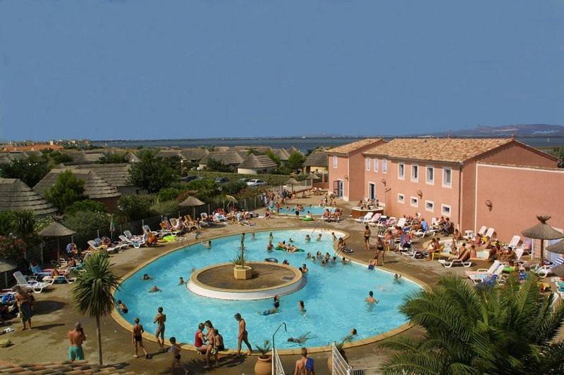Le Mas Aux Amoureux , Suite Romantique Et Spa Le Barcarès Exterior foto
