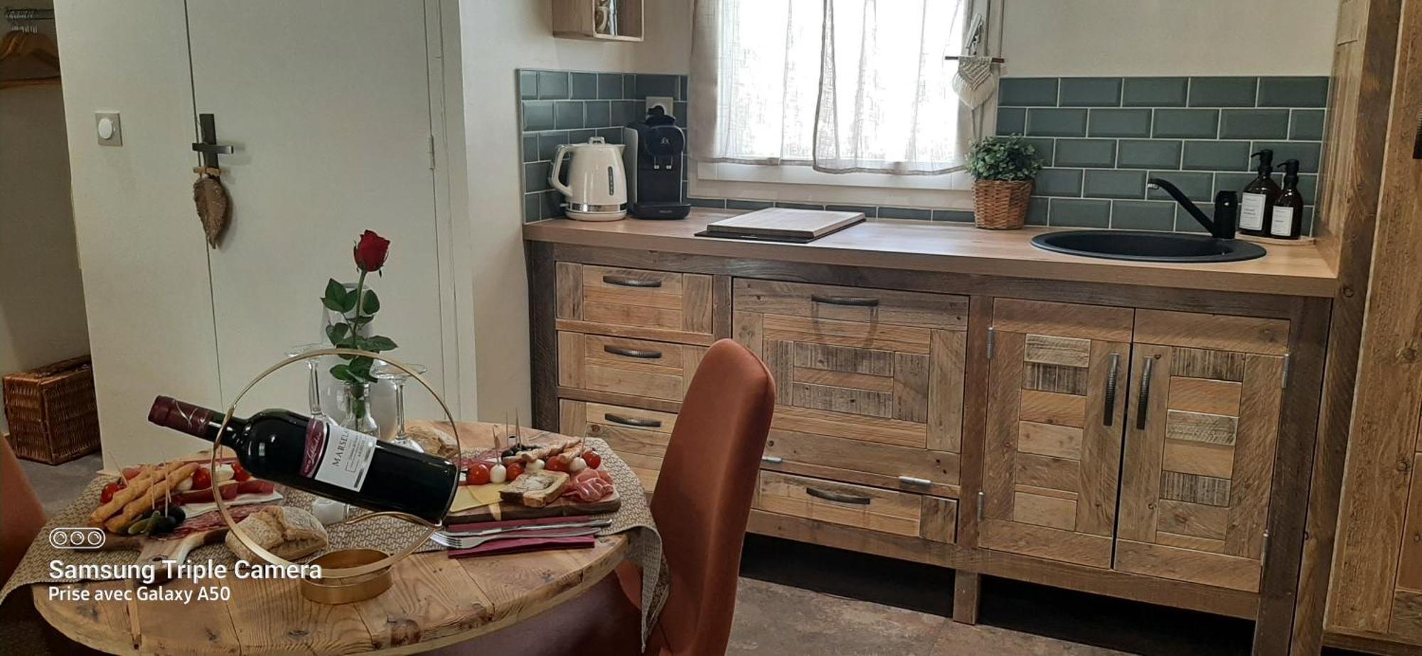 Le Mas Aux Amoureux , Suite Romantique Et Spa Le Barcarès Habitación foto